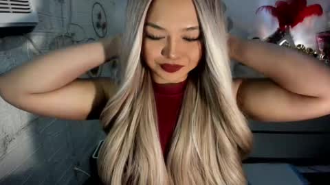 Snapshot of gorgeousamandarose chatting on February 2025 04:04:02 PM Amanda rose online show from February 2025 04:04:02 PM