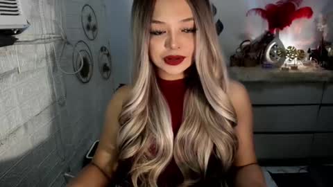 Snapshot of gorgeousamandarose chatting on March 2025 12:16:01 PM Amanda rose online show from March 2025 12:16:01 PM