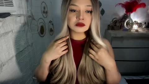 Snapshot of gorgeousamandarose chatting on March 2025 12:11:02 PM Amanda rose online show from March 2025 12:11:02 PM