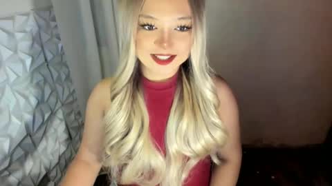 Snapshot of gorgeousamandarose chatting on May 2026 03:12:01 AM Amanda rose online show from May 2026 03:12:01 AM