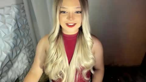 Snapshot of gorgeousamandarose chatting on May 2026 02:08:02 AM Amanda rose online show from May 2026 02:08:02 AM