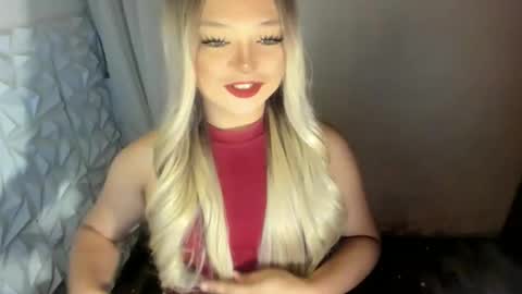 Snapshot of gorgeousamandarose chatting on May 2026 02:35:02 PM Amanda rose online show from May 2026 02:35:02 PM
