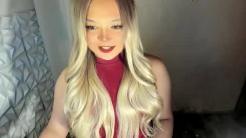 Snapshot of gorgeousamandarose chatting on June 2026 02:38:01 AM Amanda rose online show from June 2026 02:38:01 AM
