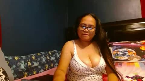 gorgeouslyn09 online show from October 2025 09:59:01 PM