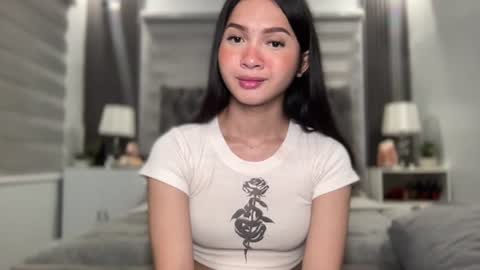 Snapshot of gorgex_diana chatting on July 2026 01:47:02 PM D I A N A online show from July 2026 01:47:02 PM