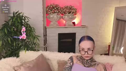 Benny  online show from March 2025 01:50:02 PM