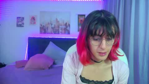 goth_minerva online show from April 2026 02:19:01 PM