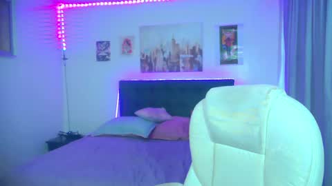 goth_minerva online show from April 2026 01:42:02 PM