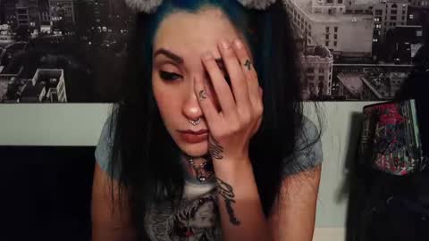 Snapshot of gothbaby305 chatting on October 2025 07:44:01 AM gothbaby305 online show from October 2025 07:44:01 AM