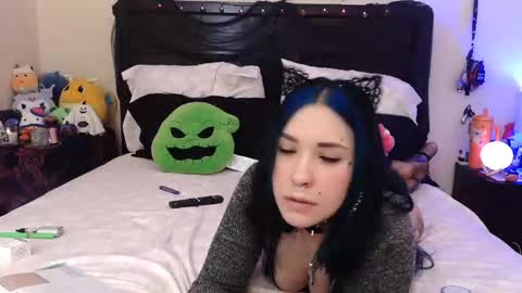 Snapshot of gothbaby305 chatting on November 2025 05:52:02 AM gothbaby305 online show from November 2025 05:52:02 AM