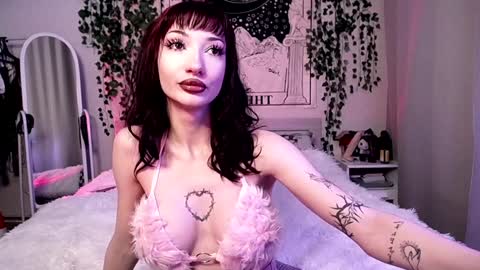 Snapshot of gothdesss chatting on January 2025 03:53:02 AM online show from January 2025 03:53:02 AM