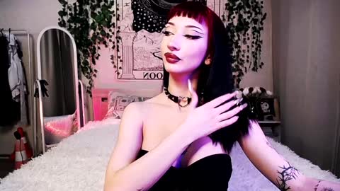 Snapshot of gothdesss chatting on January 2025 12:28:01 AM online show from January 2025 12:28:01 AM