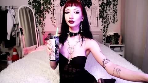 Snapshot of gothdesss chatting on February 2025 04:10:01 AM online show from February 2025 04:10:01 AM