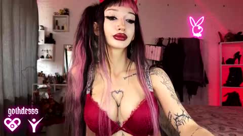 Snapshot of gothdesss chatting on March 2026 05:44:01 AM online show from March 2026 05:44:01 AM