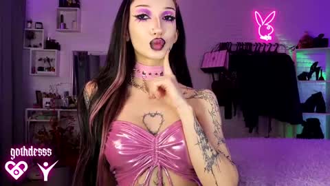 Snapshot of gothdesss chatting on April 2026 02:56:01 AM online show from April 2026 02:56:01 AM