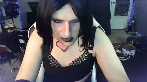 Snapshot of gothic123451 chatting on January 2025 08:26:01 PM Victoriana online show from January 2025 08:26:01 PM