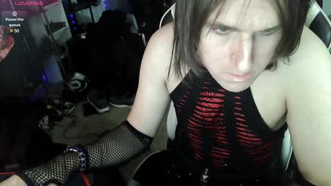 Snapshot of gothic123451 chatting on January 2025 07:15:01 PM Victoriana online show from January 2025 07:15:01 PM