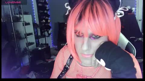 Snapshot of gothic123451 chatting on January 2025 06:57:01 PM Victoriana online show from January 2025 06:57:01 PM