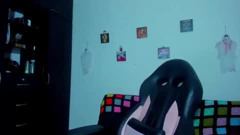 Snapshot of gothic9goddes chatting on October 2025 12:22:02 AM GG online show from October 2025 12:22:02 AM