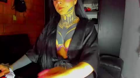 Snapshot of gothic9goddes chatting on November 2025 11:29:01 PM GG online show from November 2025 11:29:01 PM