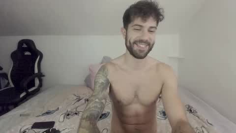 gottalovelatinas online show from May 2026 02:47:02 PM