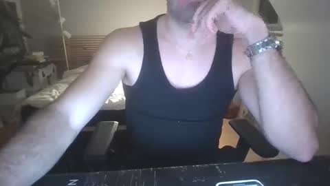 Snapshot of goura2000 chatting on February 2026 09:49:01 PM goura2000 online show from February 2026 09:49:01 PM