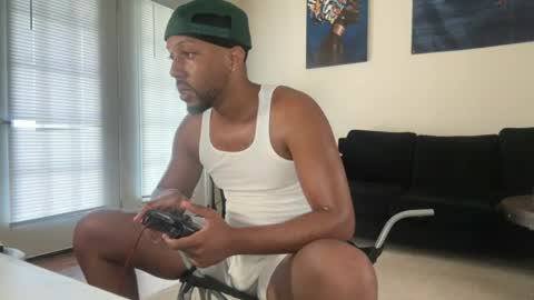 GQfootlong online show from August 2026 10:23:02 PM