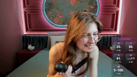 Snapshot of grace_blush chatting on October 2025 06:55:01 AM Grace online show from October 2025 06:55:01 AM