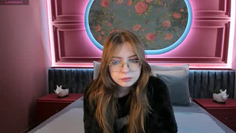 Snapshot of grace_blush chatting on October 2025 06:36:01 AM Grace online show from October 2025 06:36:01 AM