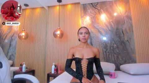 Snapshot of grace_daviss chatting on September 2025 10:51:01 AM GRACE online show from September 2025 10:51:01 AM