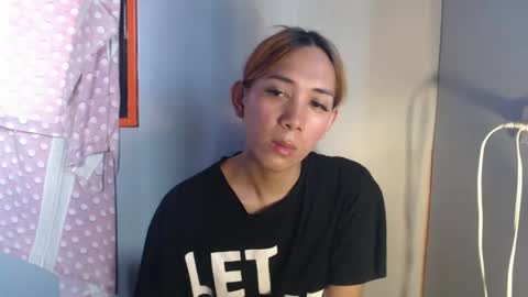 Snapshot of grace_for_youuu chatting on September 2025 04:03:01 AM HoneyGrace online show from September 2025 04:03:01 AM