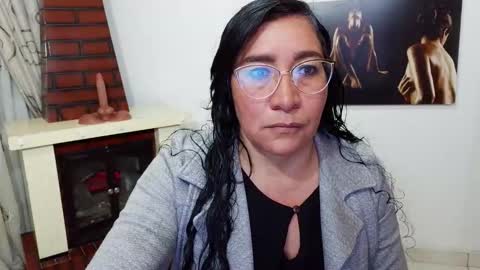 Snapshot of grace_mature_milf chatting on October 2025 10:06:01 AM grace_mature_milf online show from October 2025 10:06:01 AM