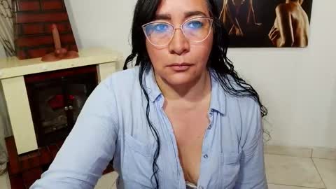 Snapshot of grace_mature_milf chatting on October 2025 10:16:02 AM grace_mature_milf online show from October 2025 10:16:02 AM