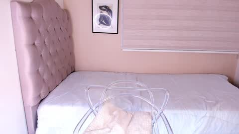 GRACE KIROZ online show from January 2025 06:15:02 AM