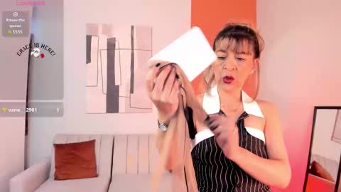 Zuly online show from February 2026 08:43:01 PM