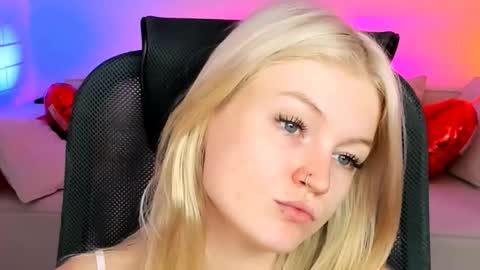 Grace Glamour online show from October 2025 05:26:02 AM