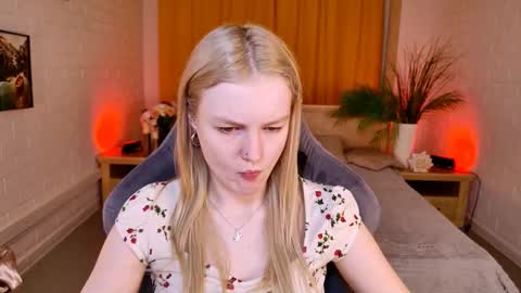 Snapshot of graceglamour chatting on February 2026 05:11:01 AM Grace Glamour online show from February 2026 05:11:01 AM