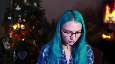 Snapshot of gracegreen chatting on December 2024 01:21:01 PM I will be glad to see you 30 N 1800 - 2300 gmt3 online show from December 2024 01:21:01 PM