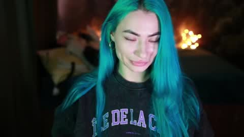 Snapshot of gracegreen chatting on March 2025 10:32:02 AM I will be glad to see you 30 N 1800 - 2300 gmt3 online show from March 2025 10:32:02 AM