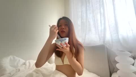 gracemeow online show from November 2025 02:02:02 AM