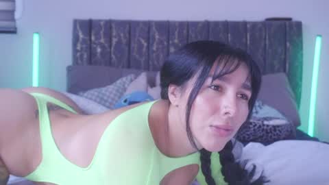 Snapshot of graciadom555 chatting on April 2026 05:18:01 PM GRECIADOMM555 online show from April 2026 05:18:01 PM