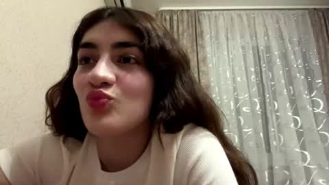 Snapshot of graciaweltha chatting on August 2026 08:33:02 PM Rira online show from August 2026 08:33:02 PM