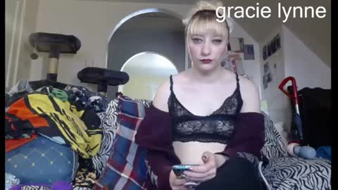 gracielynne1989 online show from May 2026 06:46:01 PM