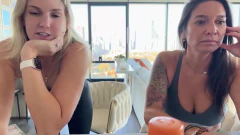 Gracie Mae online show from November 2025 07:25:02 PM