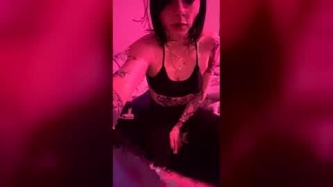 Snapshot of gracious_mess chatting on February 2026 08:43:01 AM gracious_mess online show from February 2026 08:43:01 AM