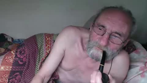 Snapshot of grandpa_mark chatting on October 2025 05:49:02 AM Mark online show from October 2025 05:49:02 AM