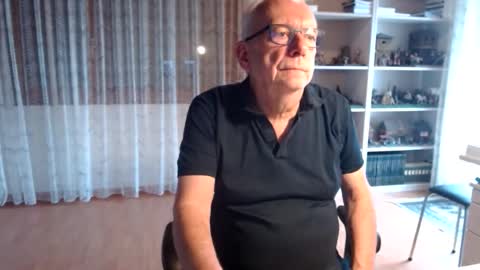 Snapshot of grandpach chatting on May 2026 11:17:01 AM grandpach online show from May 2026 11:17:01 AM