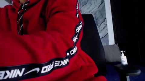 Snapshot of grant_irons chatting on March 2026 12:09:01 PM Grant Irons online show from March 2026 12:09:01 PM