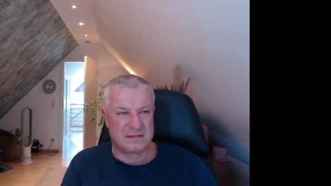 grau197077 online show from July 2026 09:56:02 AM