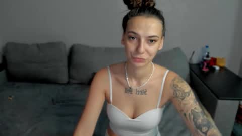 Snapshot of gravitation777 chatting on March 2026 01:19:01 AM Anna online show from March 2026 01:19:01 AM